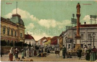 Nyitra, Nitra; Városház tér, szobor, piac, Einzinger József üzlete / town halls square, statue, market, shops (Rb)