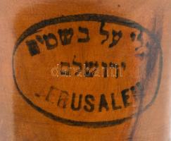 Jerusalem és héber feliratú fűszertartó, olajfa, felső rész beszorulva, teteje letört, m:13,5 cm
