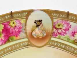 cca 1900 női portrés falitál, maricás, kopott, jelzés nélkül, d: 32,5 cm