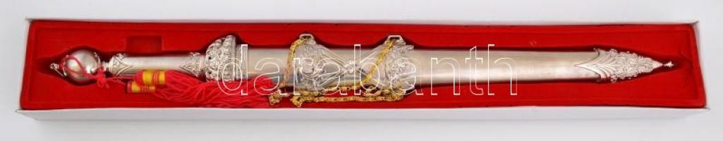 Kínai kard replika, saját dobozában, h: 53 cm