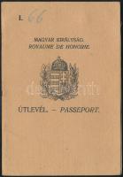 1930 Magyar Királyság által kiadott fényképes útlevél / Hungarian passport