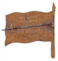 1914-1918. "1. M.K.H.GY.E (Magyar Királyi Honvéd Gyalogezred)" zománcozott jelvény, hátlap...