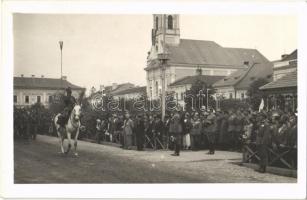 1940 Máramarossziget, Sighetu Marmatiei; bevonulás / entry of the Hungarian troops. photo