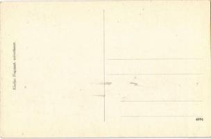 Udvard, Dvory nad Zitavou; Fő tér / main square