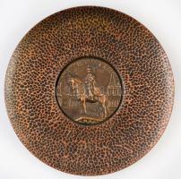 Szent István király, Iparművészeti Vállalatos réztál, apró kopásokkal, d: 25 cm