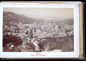cca 1900 Bosnien. Boszniát és Szarajevót bemutató keményhátú fotó leporello 12 képpel. Két kép sérül...