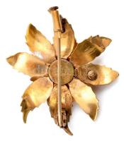 Aranyozott ezüst bross GL jelzéssel. 6,7g 4,5 cm