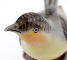 Herendi porcelán madár, kézzel festett, jelzett, kis kopásnyomokkal, m: 7,5 cm