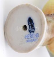 Herendi porcelán madár, kézzel festett, jelzett, kis kopásnyomokkal, m: 7,5 cm