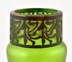 cca 1900 Johann Lötz Witwe, Klostermühle irizáló díszváza, tetején  réz montírozással, jelzés nélkül...