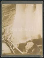 cca 1910 A dobsinai jégbarlang, fotó, kartonra ragasztva, hátulján feliratozva, 12×9 cm