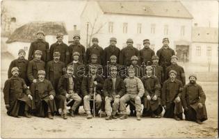 1915 Osztrák-magyar katonák csoportképe / WWI Austro-Hungarian K.u.K. military, soldiers. photo