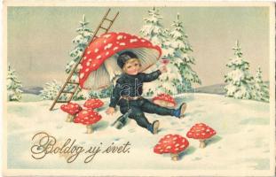 82 db RÉGI magyar üdvözlőlap (Karácsony, Húsvét, Újév, stb.), közte litho és dombornyomott lapok is ...