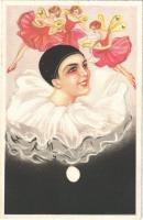 32 db régi és modern motívumlap vegyesen (üdvözlőlapok, folklór, vallás, propaganda, stb.) / 32 pre-...