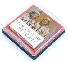 Interkozmosz és hazánk. Összeállította: B.Fábri Magda, Szentesi György. Bp., 1980, Zrinyi Katonai Ki...