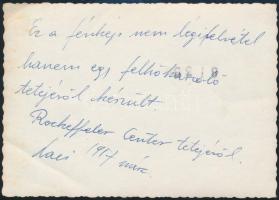 1957 New York, kilátás a Rockefeller Center tetejéről, fotó, hátulján feliratozva, 9×12,5 cm