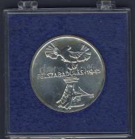 1975. 200Ft Ag "Felszabadulás" T:BU Eredeti plombált MNB plasztiktokban!