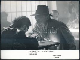 7 db filmfotó a Megáll az idő c. filmből, 13×18 cm