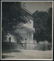 cca 1940 Nagykovácsi, Teleki-Tisza kastély, fotó, hátulján feliratozva, 14×12 cm