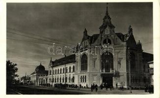 Nagyszalonta, Salonta; Városháza / town hall. photo