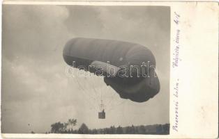 1916 Megfigyelő ballon (sárkányballon) katonákkal / WWI K.u.K. (Austro-Hungarian) military observation balloon in Volyn. photo (EK)