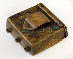 XIX. sz. eleje: Balkáni, bronz övre rögzíthető pisztolygolyó tartó. Díszített. / Balkans, ornamented...