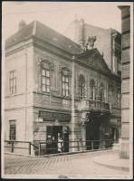 Magyarországi, budapesti sörözők, 21 db fotó, 12×17 és 17×24 cm közötti méretekben