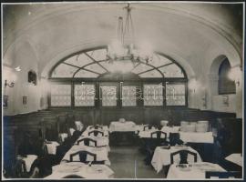 Magyarországi, budapesti sörözők, 21 db fotó, 12×17 és 17×24 cm közötti méretekben