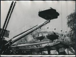 cca 1970-1980 Budapest, Vidámpark, 17 db fotó, 18×22 cm