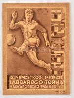 Dr. Balogh István, a Magyar Ifjúsági Válogatott orvosának dokumentumai és ezüst(Ag) plakettje, műsor...