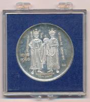 Fritz Mihály (1947- ) 1988. "A Szent Jobb Szegeden" Ag emlékérem  leragasztott műanyag tok...