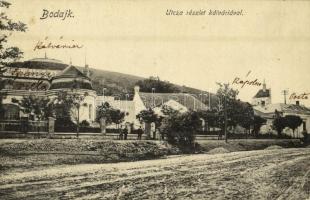 1926 Bodajk, utca részlet a kálváriával, Spányi villa, kápolna, posta. Kiadja Varga Mihály (EK)