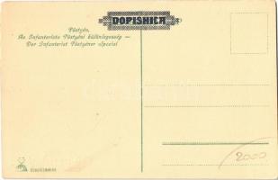 Pöstyén, Piestany; A Royal nagyszálló infanteristája Erzsébet királyné szobra előtt, különlegesség /...