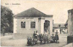 1915 Csanakfalu, Ménfőcsanak (Győr); Széphegyi János vendéglője, étterem, gyerekek (r)