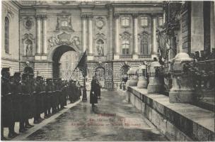 1912 Budapest I. Királyi vár, az őrség felváltása / Wache Ablösung