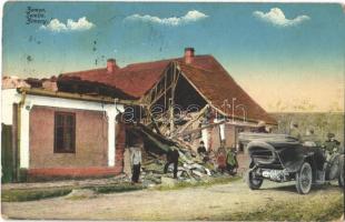 1916 Zimony, Semlin, Zemun; lerombolt ház az első világháborúban, katonák autóban / destroyed house during World War I, soldiers in automobile (EK)