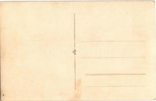 ~1917 Kolozsvár, Cluj; Osztrák-magyar katona Mátyás király szobra előtt / K.u.K. (Austro-Hungarian) ...