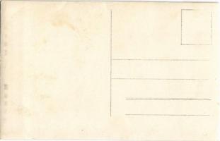 Toll Árpád cigány muzsikus és hegedűművész / Hungarian gypsy violinist and musician. photo (EK)