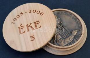 Csíkszentmihályi Róbert (1940-) 2006. "Stróbl Alajos 1856-1926 / Szent István 1906 MÉE-ÉKE 2006...