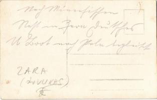 Zadar, Zara; Osztrák-magyar haditengerészet torpedónaszádjai a kikötőben matrózokkal / K.u.K. Kriegs...