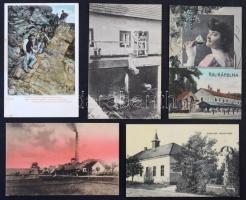 kb 370 db RÉGI magyar képeslap dobozban. Vegyes minőség / Cca. 370 pre-1950 Hungarian postcards in a...