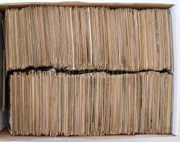 Kb. 2000 db RÉGI francia képeslap dobozban: csak Párizs. Vegyes minőség / Cca. 2000 pre-1950 French ...