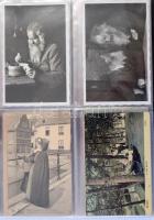 Kb. 120 db RÉGI motívum képeslap albumban: különböző folklór lapok, ember típusok. Vegyes minőség / ...