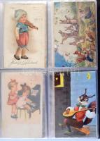 Kb. 150 db RÉGI motívum képeslap albumban: zene, zenész. Vegyes minőség / Cca. 150 pre-1950 motive p...