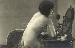 Erotic nude lady. J.B. 41. (non PC)