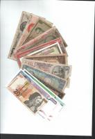 16db-os vegyes külföldi bankjegy tétel, közte Kolumbia, Argentína, Jugoszlávia, Románia T:I-III- szakadás 16pcs of mixed foreign banknotes, including Columbia, Argentina, Yugoslavia, Romania C:UNC-VG tear