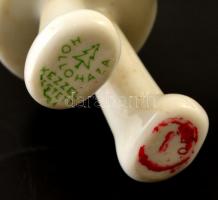 Hollóházi porcelán kislány cicával, kézzel festett, jelzett, apró kopásnyommal, m: 9,5 cm