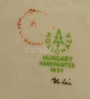 Hollóházi bonbonier, matricás, jelzett, apró kopásokkal, d: 7 cm