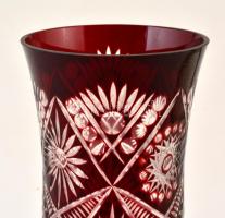 Csiszolt váza, több rétegű, apró karcolásokkal, m: 27,5 cm