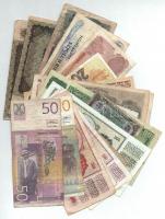 Vegyes 20db-os külföldi bankjegy tétel T:III,III-